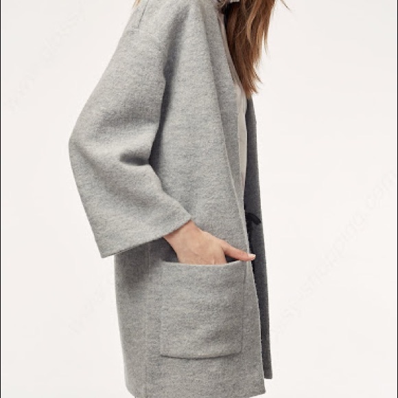 Aritzia Sweaters - Aritzia black cardigan (XS)